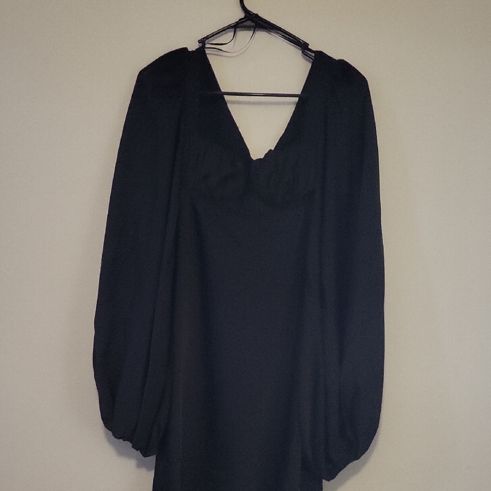 Elegant Black Long Sleeve Dress